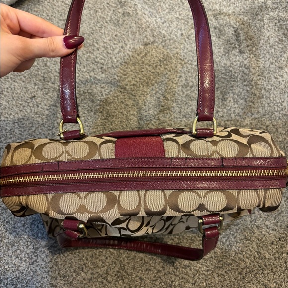 Coach Signature Stripe Purse - Picture 6 of 9